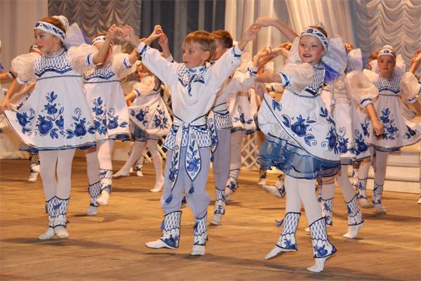 24 ноября 2012 года во Дворце культуры «ГАЗ» состоялся праздник, посвященный Дню матери.