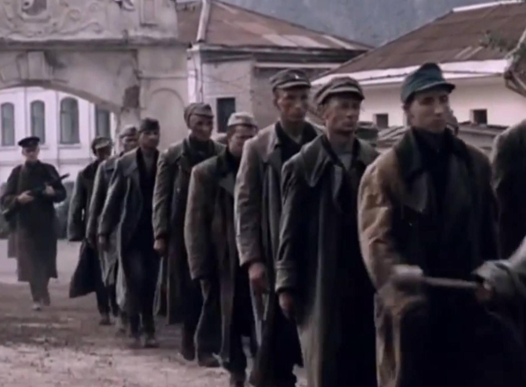 Красное небо. Черный снег (2003)