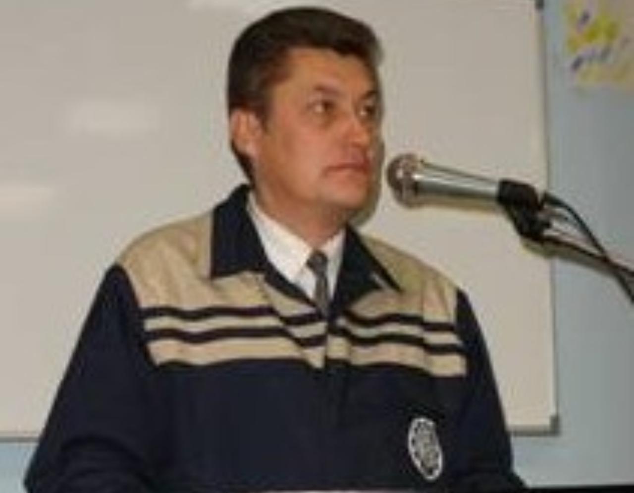 04 октября 2006 года на совещании профсоюзного актива заместитель председателя профсоюзного комитета ОАО "ГАЗ" О.П.Второв рассказал о ходе реализации в первом полугодии 2006 года 3-х стороннего областного отраслевого Соглашения. 04 октября 2006 года на совещании профсоюзного актива заместитель председателя профсоюзного комитета ОАО "ГАЗ" О.П.Второв рассказал о ходе реализации в первом полугодии 2006 года 3-х стороннего областного отраслевого Соглашения.