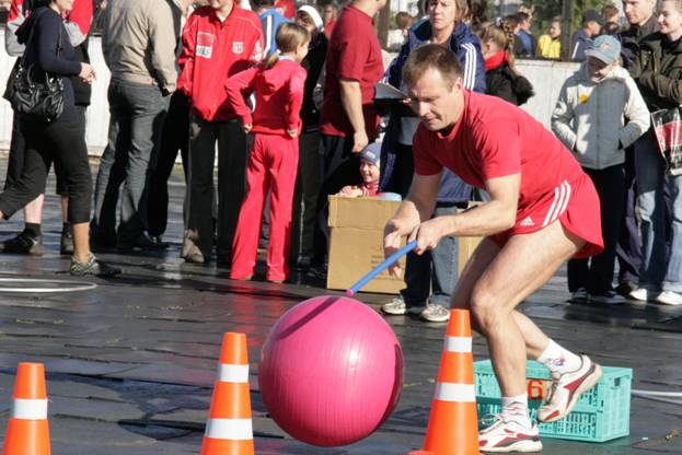 19 сентября 2009 года на спортивном комплексе «Ручные игры» состоялся спортивный праздник, посвященный Дню машиностроителя.