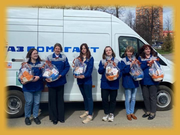 27 апреля 2022 года представители профсоюзной организации и советов молодежи приняли участие в акции "Забота о ветеранах".