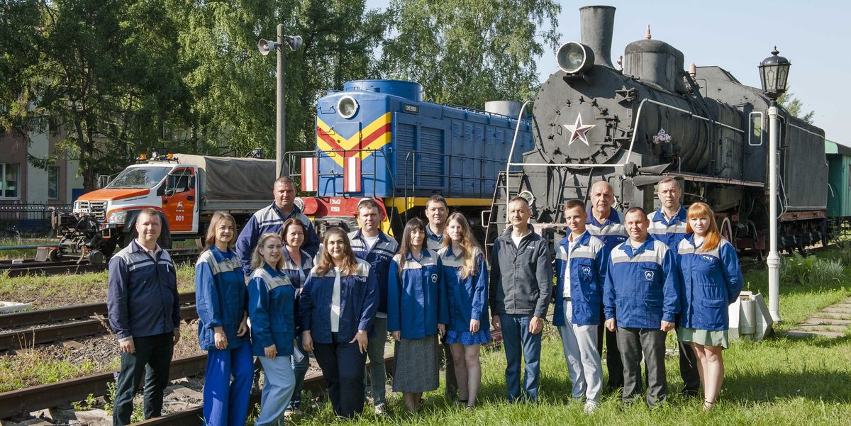 В начале августа управление железнодорожного транспорта Горьковского автозавода отметит День железнодорожника, а в ноябре свой 95-летний юбилей. В начале августа управление железнодорожного транспорта Горьковского автозавода отметит День железнодорожника, а в ноябре свой 95-летний юбилей.