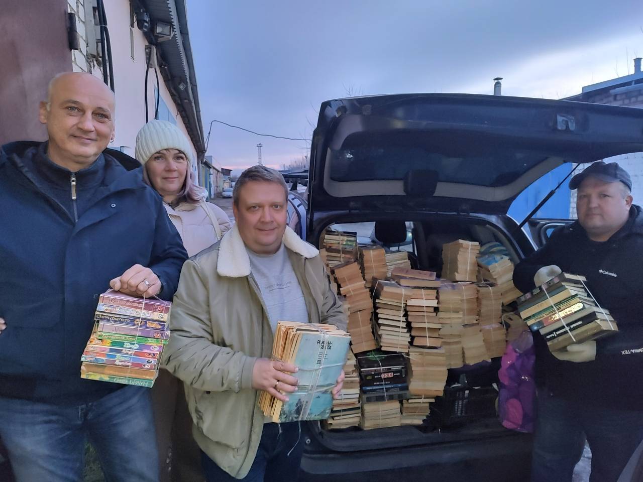 21 ноября 2025 года профсоюзные активисты передали Вадской центральной библиотеке им.А.А.Штевен около тысячи книг, собранных членами профсоюза Горьковского автозавода в рамках благотворительной акции "Книги для сельской библиотеки".