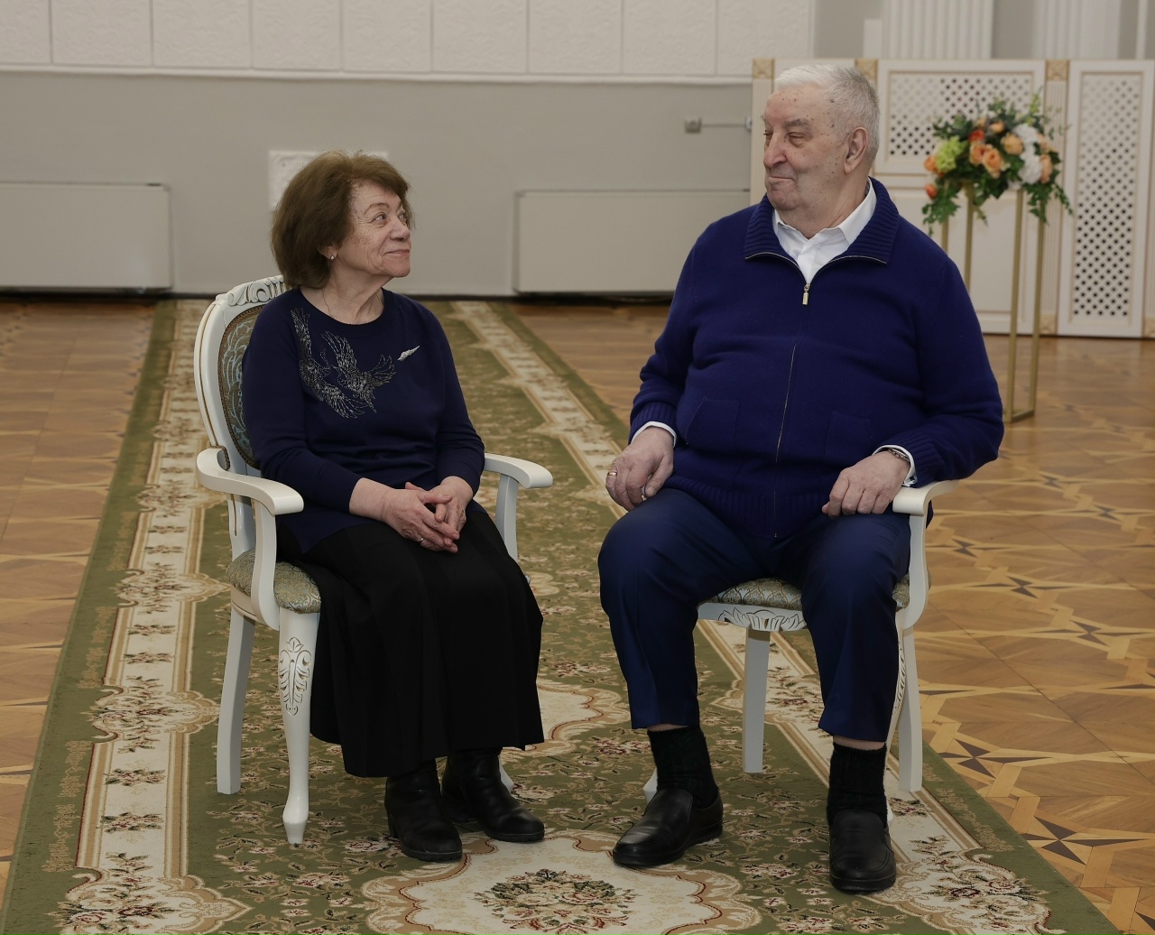 60 лет вместе! Поздравляем с  бриллиантовой свадьбой Константина Наумовича и Людмилу Борисовну Эпштейн.