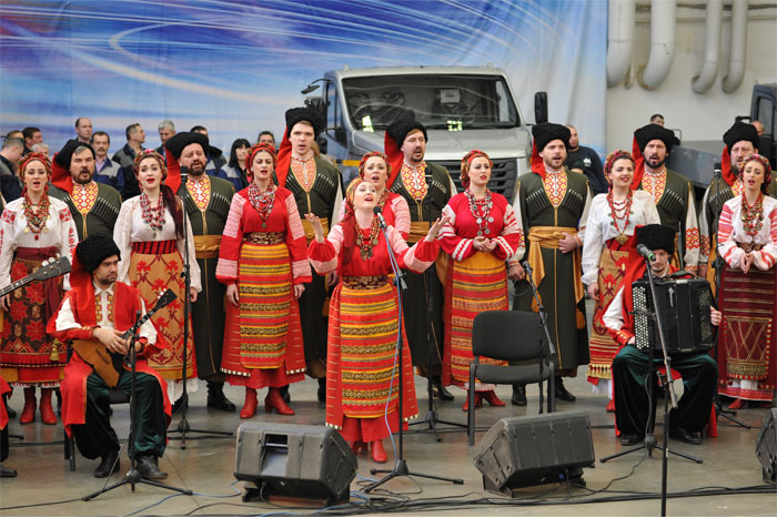 18 февраля 2015 года на Горьковском автозаводе прошел концерт Кубанского казачьего хора. 18 февраля 2015 года на Горьковском автозаводе прошел концерт Кубанского казачьего хора.