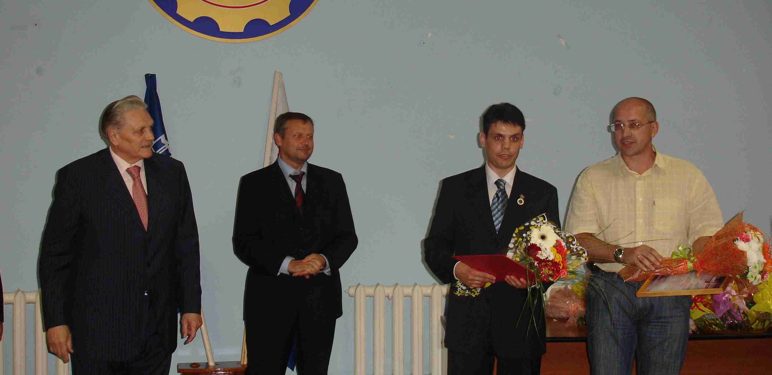 16 июня 2008 года в конференц-зале профсоюзного комитета ОАО "ГАЗ" состоялось торжественное мероприятие по награждению Лауреатов Молодежной премии ОАО «ГАЗ».
