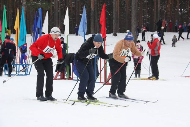 14 февраля 2015 года прошло личное первенство по лыжам среди работников Нижегородских предприятий Группы "ГАЗ". 14 февраля 2015 года прошло личное первенство по лыжам среди работников Нижегородских предприятий Группы "ГАЗ".