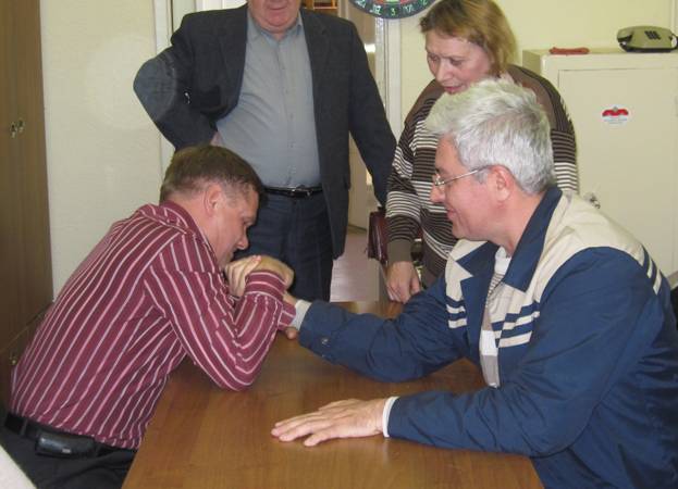 1 ноября 2010 года подведены итоги турнира по армрестлингу, который проходил среди  штатных работников ППО в ОАО «ГАЗ».