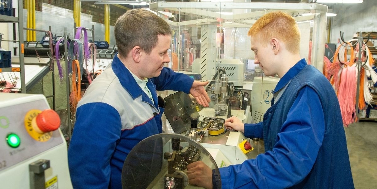 Новый праздник - День наставника - Россия впервые отметит 2 марта.