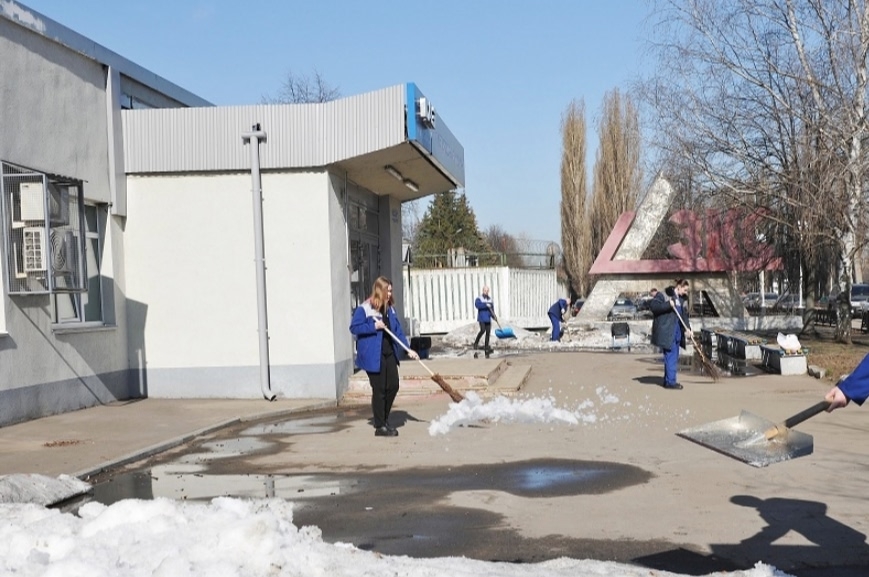 14 апреля 2026 года вопрос о готовности ООО «Нижегородские моторы» к работе в весенне-летний период 2026 года был рассмотрен на еженедельном совещании профсоюзного актива.