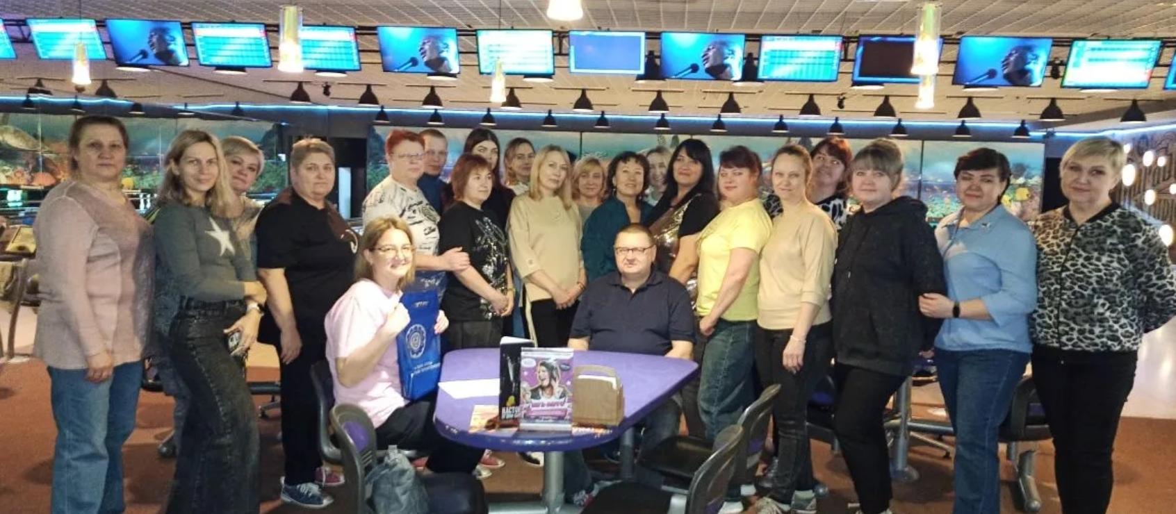 22 марта профсоюзный комитет Нижегородских моторов собрал самых активных и спортивных членов коллектива на турнире по боулингу, который прошёл в ТРЦ «Ривьера».