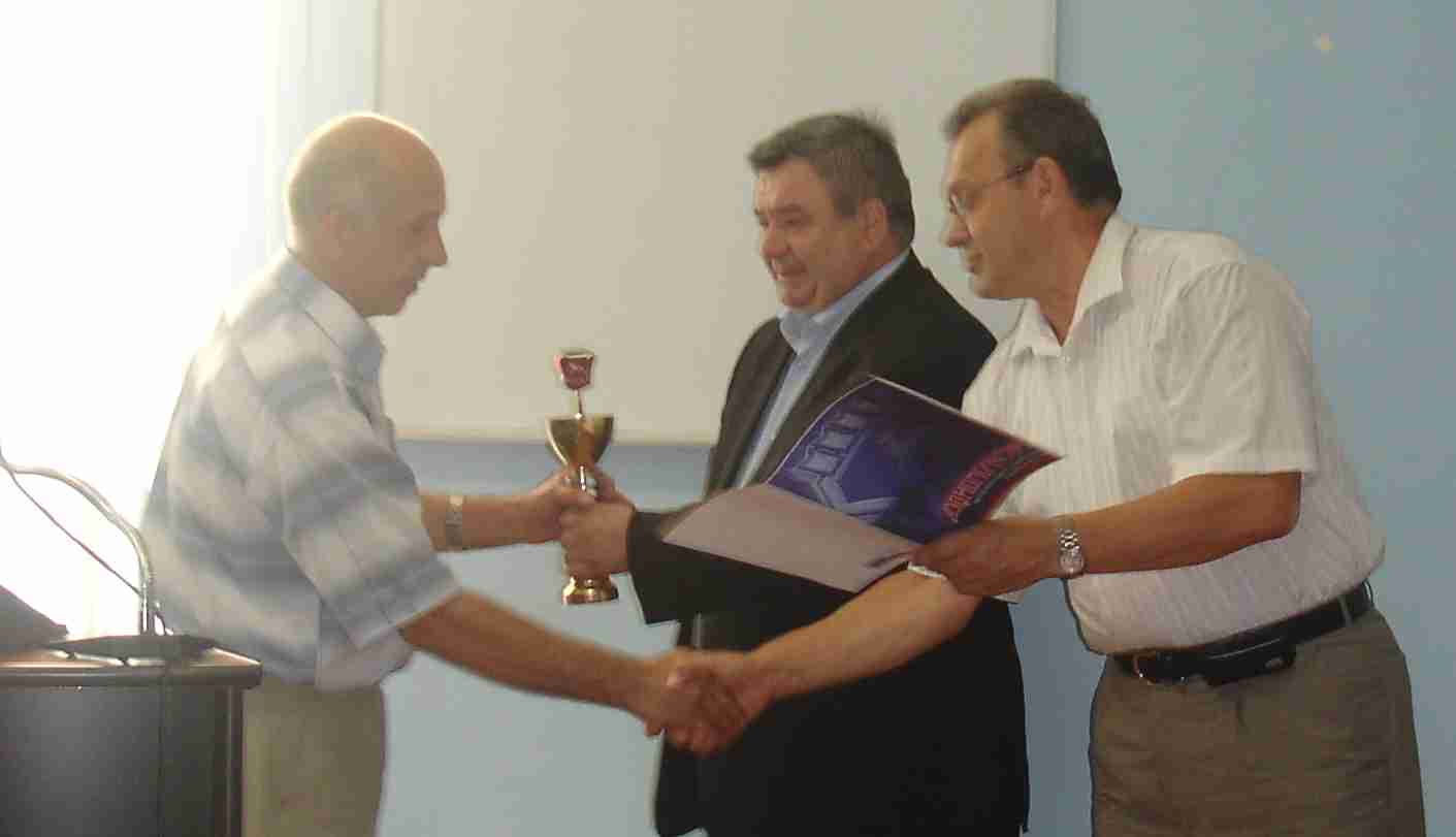 15 августа 2007 года на расширенном совещании профсоюзного актива награждены победители смотра-конкурса "Коллектив здорового образа жизни" за 2 квартал 2007 года.