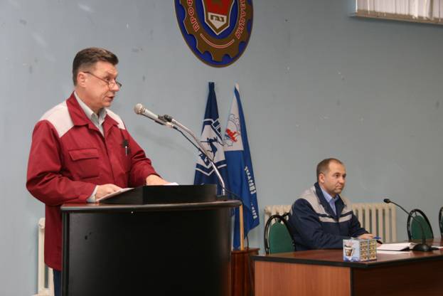 20 октября 2008 года профсоюзным активом заслушан вопрос о готовности  подразделений ОАО «ГАЗ» и дочерних предприятий к работе в зимних условиях.