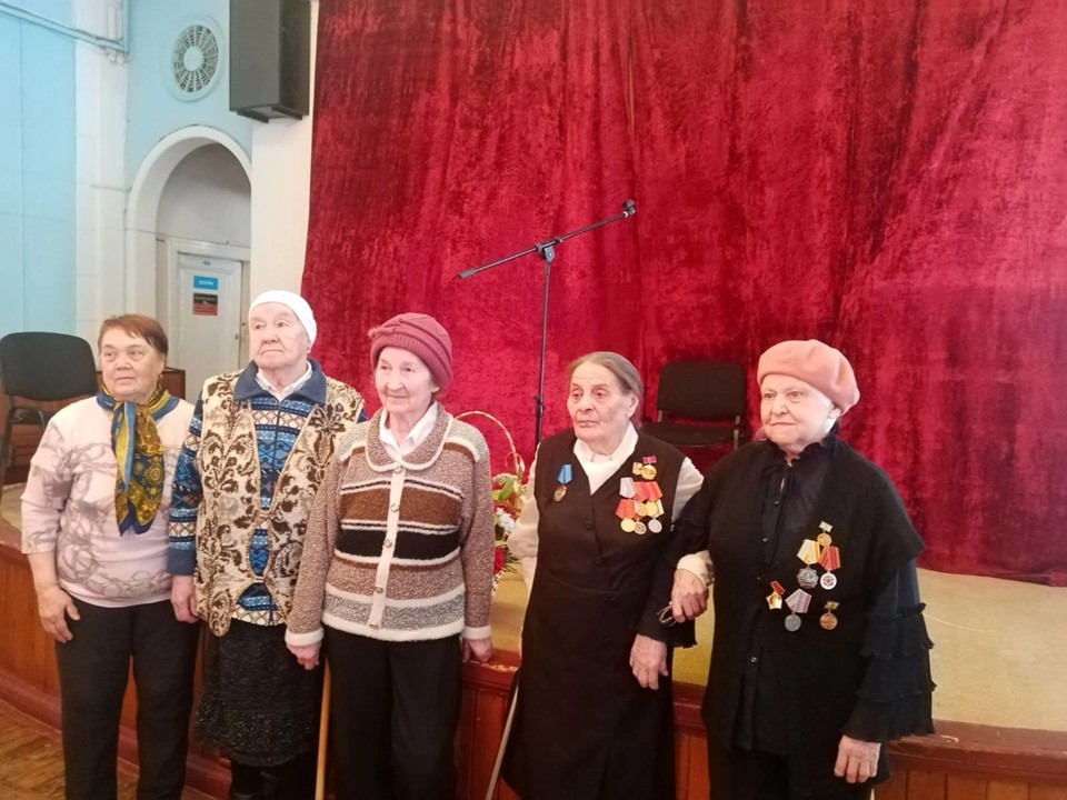 30 марта 2022 года в Совете ветеранов по традиции чествовали юбиляров Горьковского завода. 