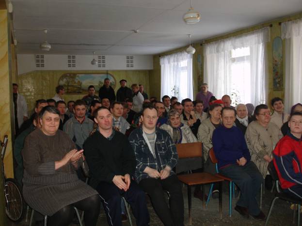 30 января 2007 года профсоюзный актив и представители руководства Горьковского автозавода посетили Автозаводский психоневрологический интернат (бывший Дом престарелых). 30 января 2007 года профсоюзный актив и представители руководства Горьковского автозавода посетили Автозаводский психоневрологический интернат (бывший Дом престарелых).