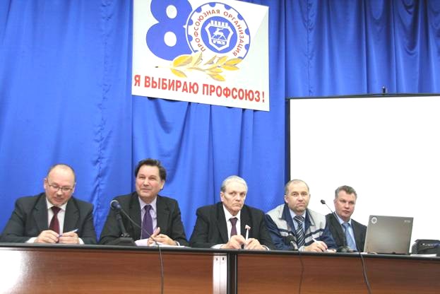 8 июля 2011 года состоялась встреча представителей трудового коллектива с Президентом Группы «ГАЗ» Б.Андерссоном, директором по персоналу Группы ГАЗ» С.Б.Серегиным, Президентом ОАО «ГАЗ», депутатом ЗСНО Н.А.Пугиным.