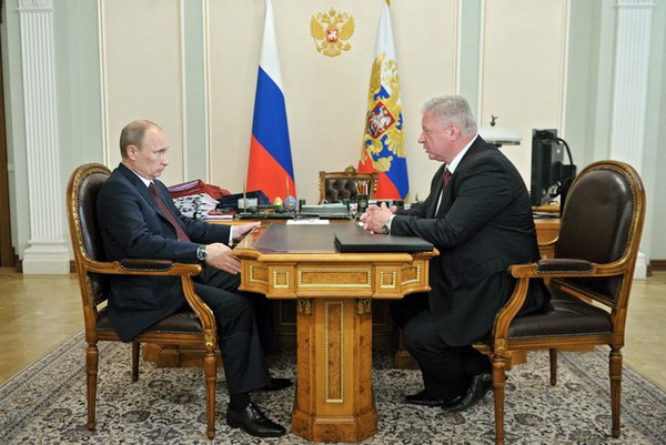 13 июля 2012 года состоялась встреча Президента России В.В.Путина и Председателя ФНПР М.В.Шмакова, на которой обсуждалась деятельность профсоюзных организаций и меры поддержки отраслей экономики в связи с присоединением России к ВТО.