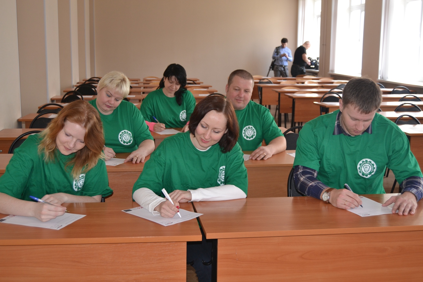 18 апреля 2015 года профсоюзный и молодежный актив ППО в ОАО "ГАЗ" приняли участие в международной акции "Тотальный диктант".