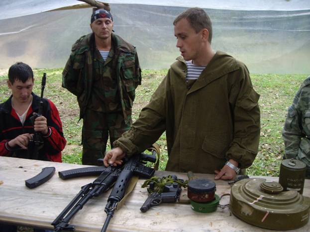 17-19 сентября 2010 года на площадке Военно-патриотического клуба «ЩИТ» в Ковернинском районе Нижегородской области прошли выездные занятия «Экстривоентур» для молодежного актива профсоюзной организации нижегородских предприятий Группы «ГАЗ».