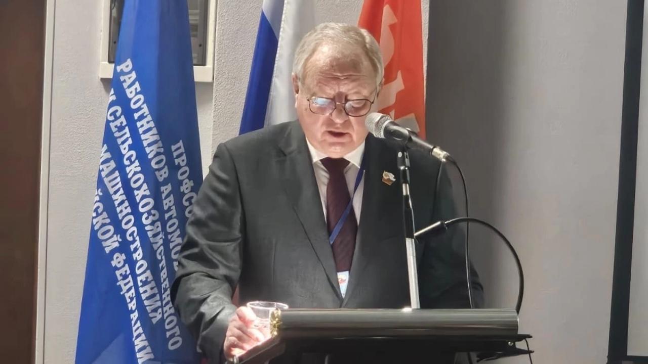 На Х Съезде Профсоюза АСМ РФ председатель Профсоюза Андрей Александрович Фефелов отчитался о работе Центрального комитета за 2020-2024 годы На Х Съезде Профсоюза АСМ РФ председатель Профсоюза Андрей Александрович Фефелов отчитался о работе Центрального комитета за 2020-2024 годы
